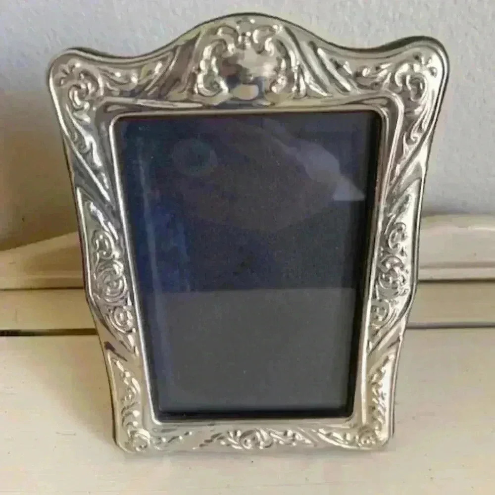 Vintage picture frame late 20th century rectangular frame circa 2000